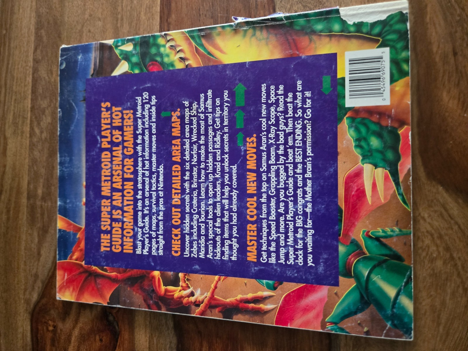 Super Metroid Nintendo Player’s Guide w/ Fold Out Map, Cover Damage :(