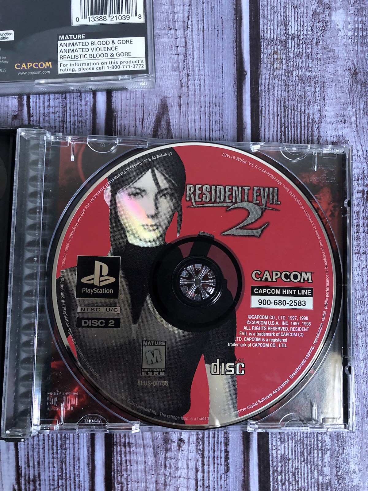 PS1 Console W/ Box (US) Resident Evil 1 Directors Cut / RE 2 DualShock EDT.
