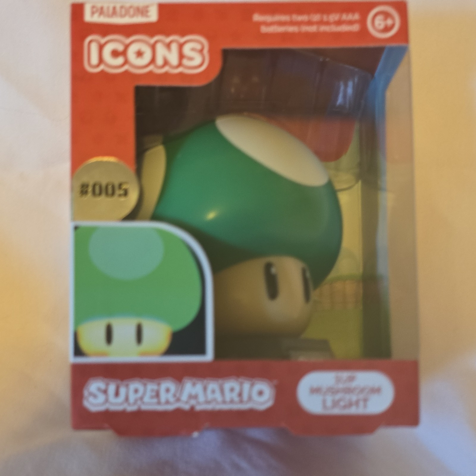 Paladone Icons Super Mario 1-Up Mushroom Light, Battery Powered