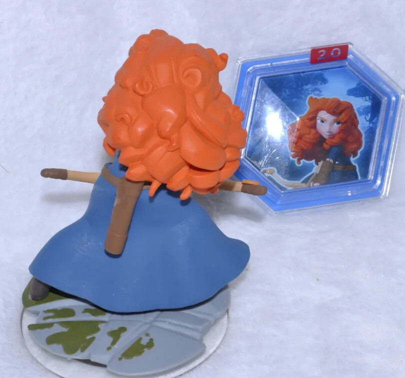 Disney Infinity 2.0 STITCH &- MERIDA Figures with power discs!