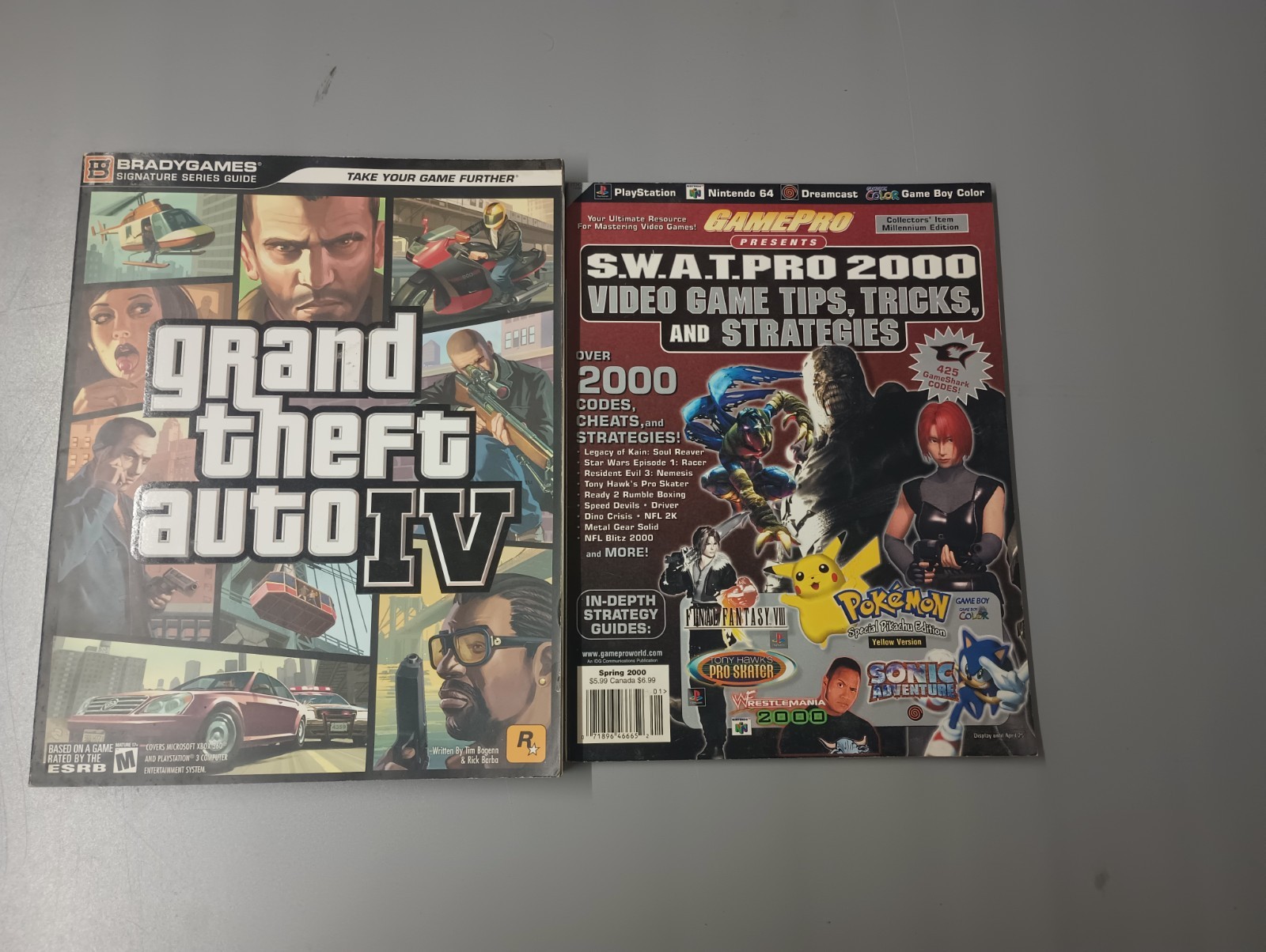 2000s Video Game Strategy Guide Lot (2) S.W.A.T. PRO 2000/GTA IV!