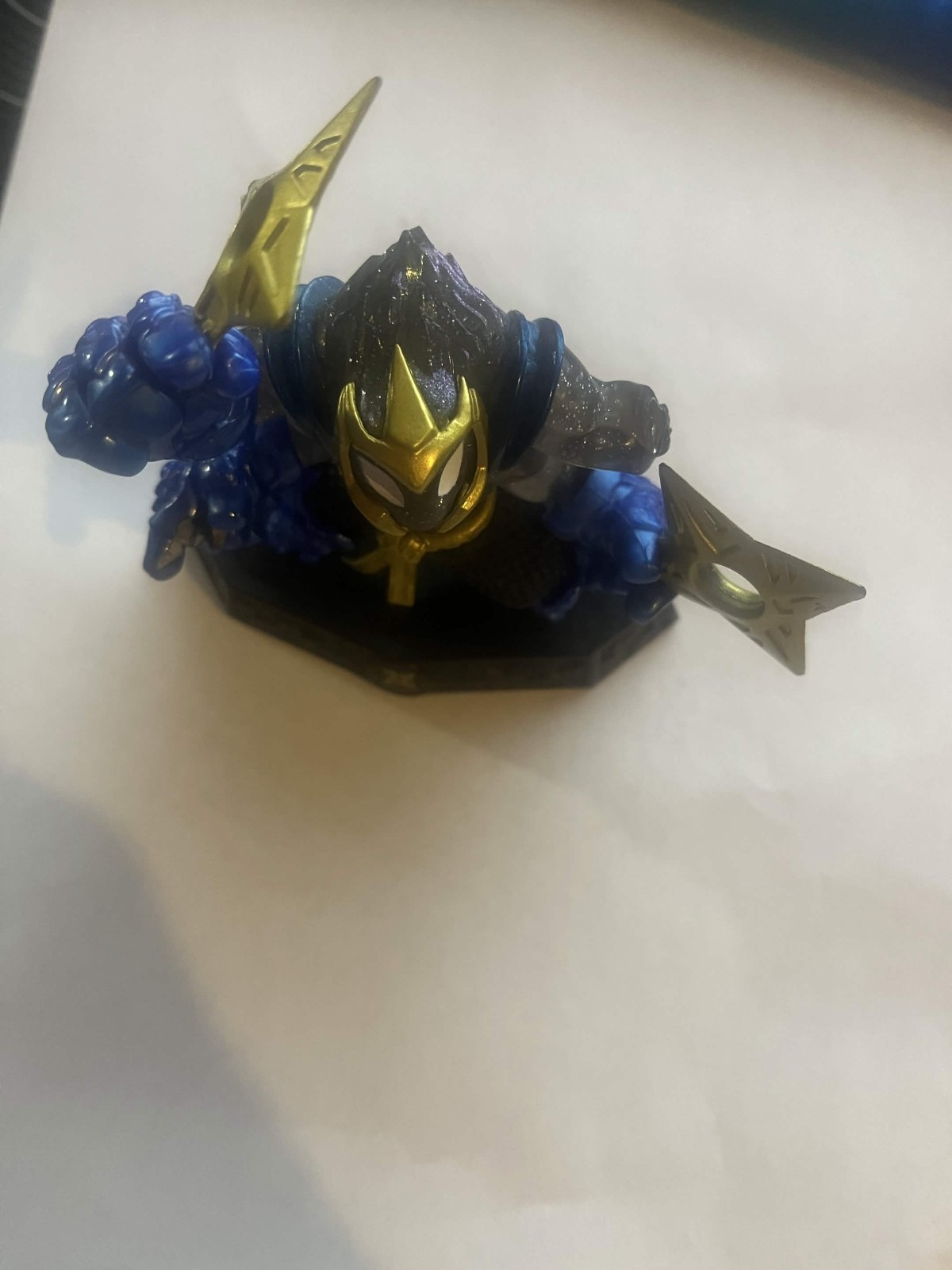 Skylanders Imaginators Master Starcast Sensei Dark Element Figure BROKEN
