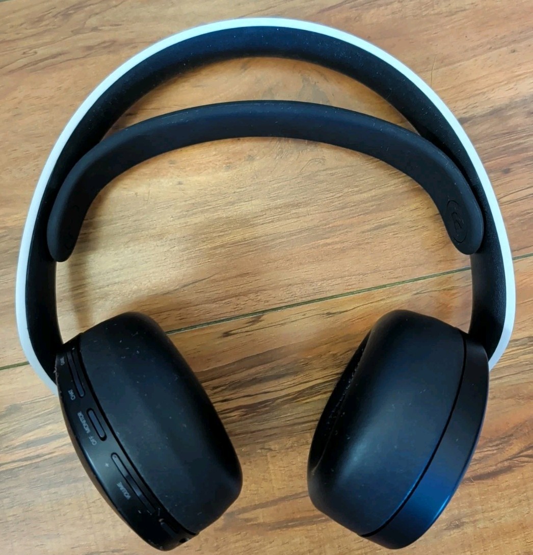 PlayStation Pulse 3D PS5 Wireless Headset w/ Dongle, Cable | Open-Box