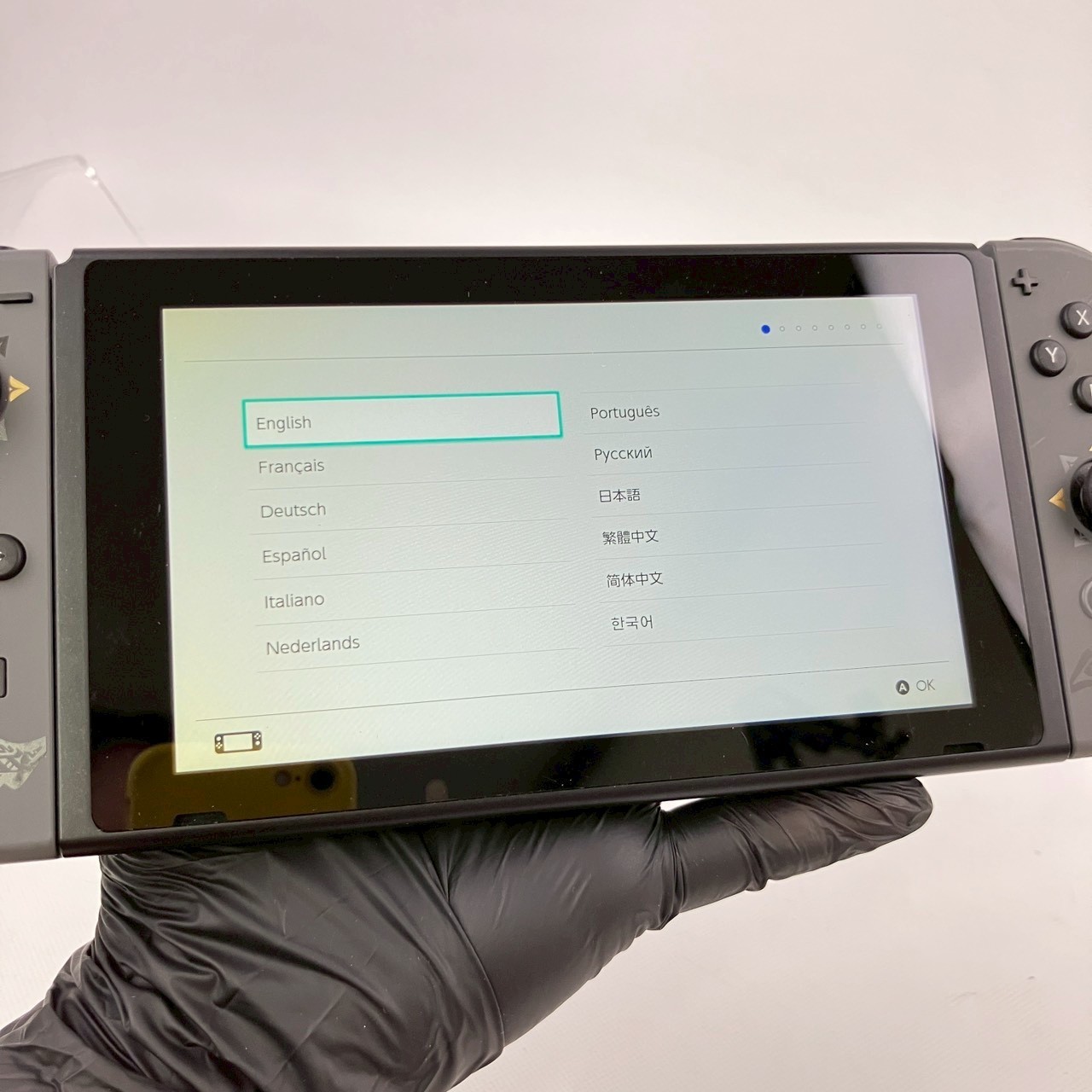 Nintendo Switch Monster Hunter Rise HAC-001 (-01) A Rank Console & Joy-Con