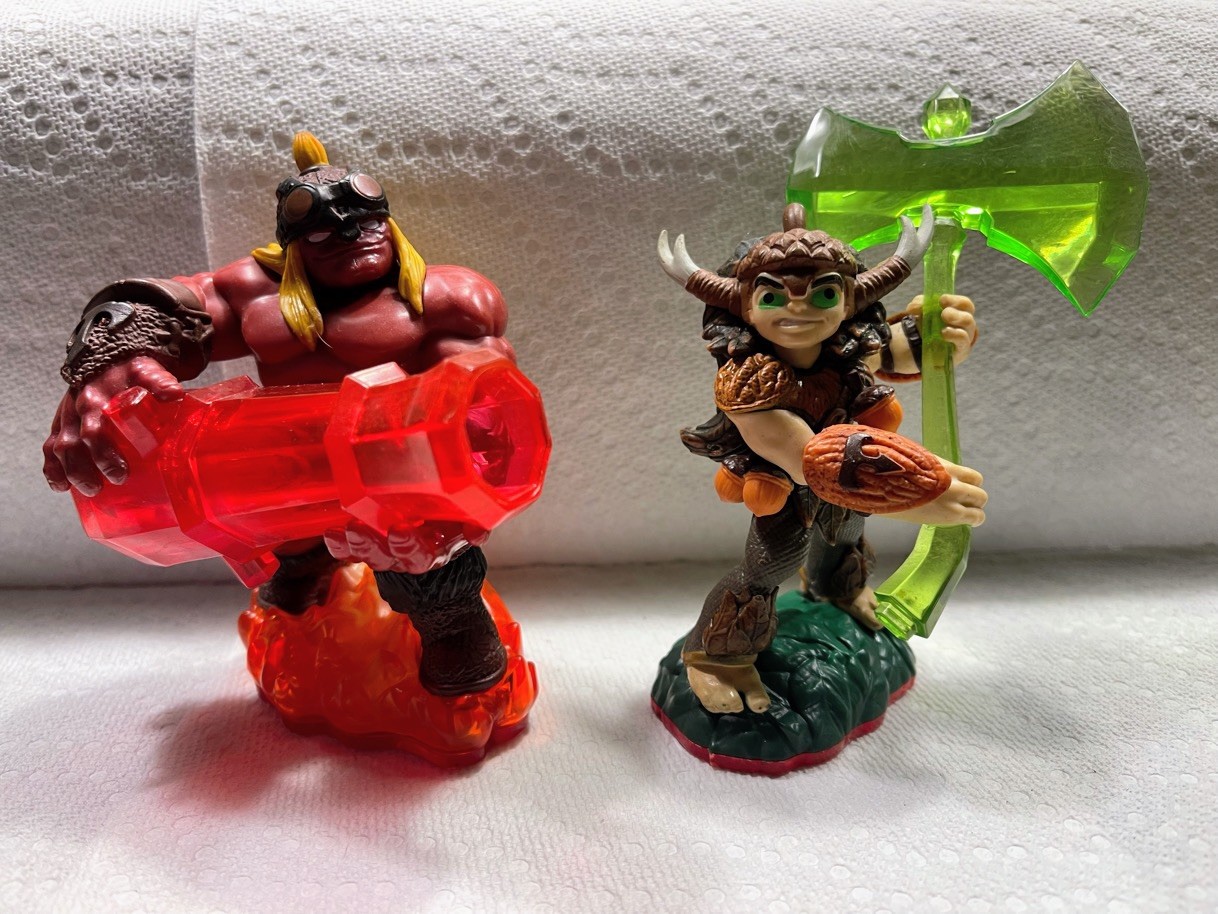 Activision Skylanders Spyro’s Adventure Figure Lot – Lot of 2 figures