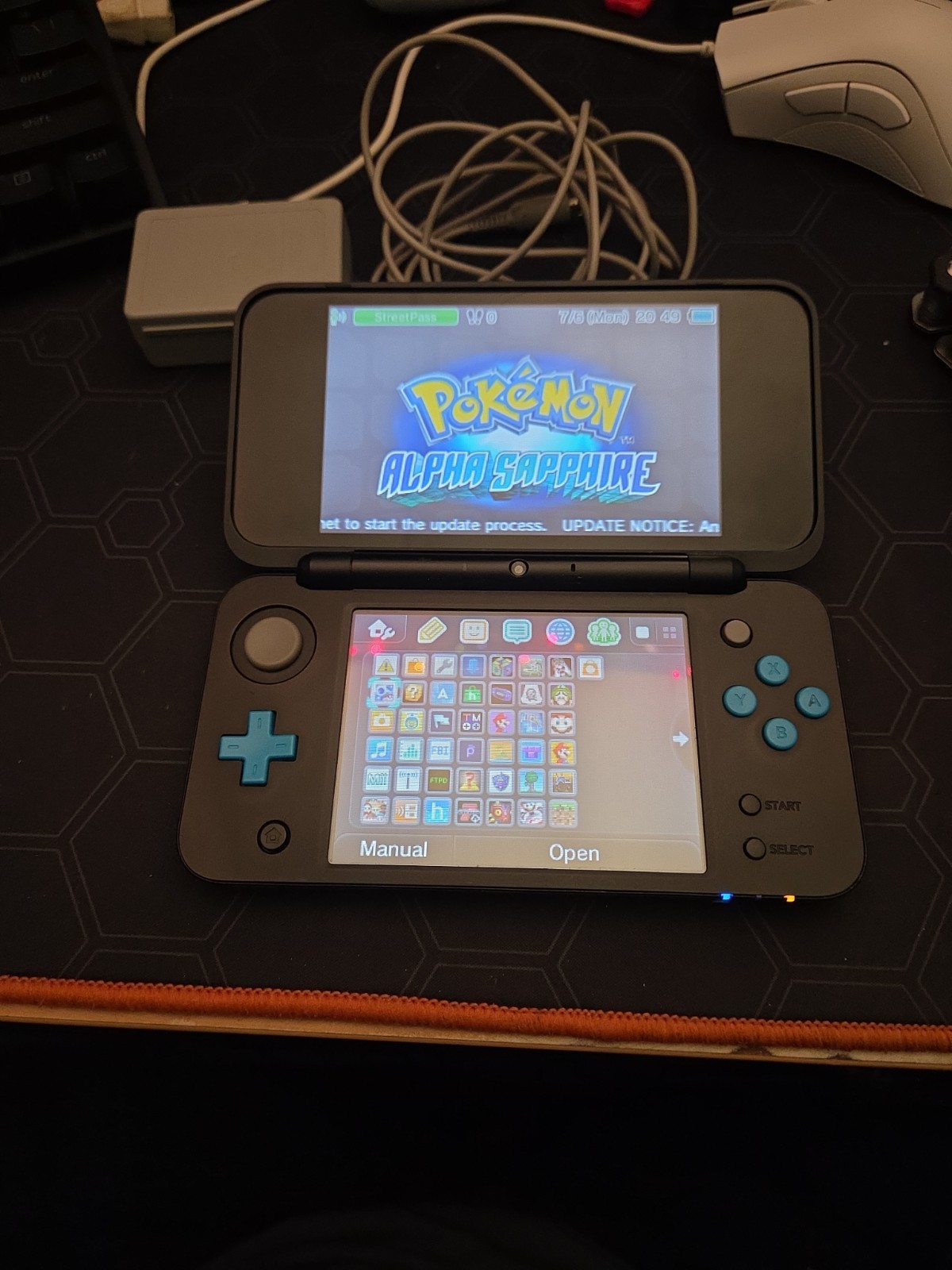 Nintendo New 2DS XL Turquoise Blue Handheld System with Charger