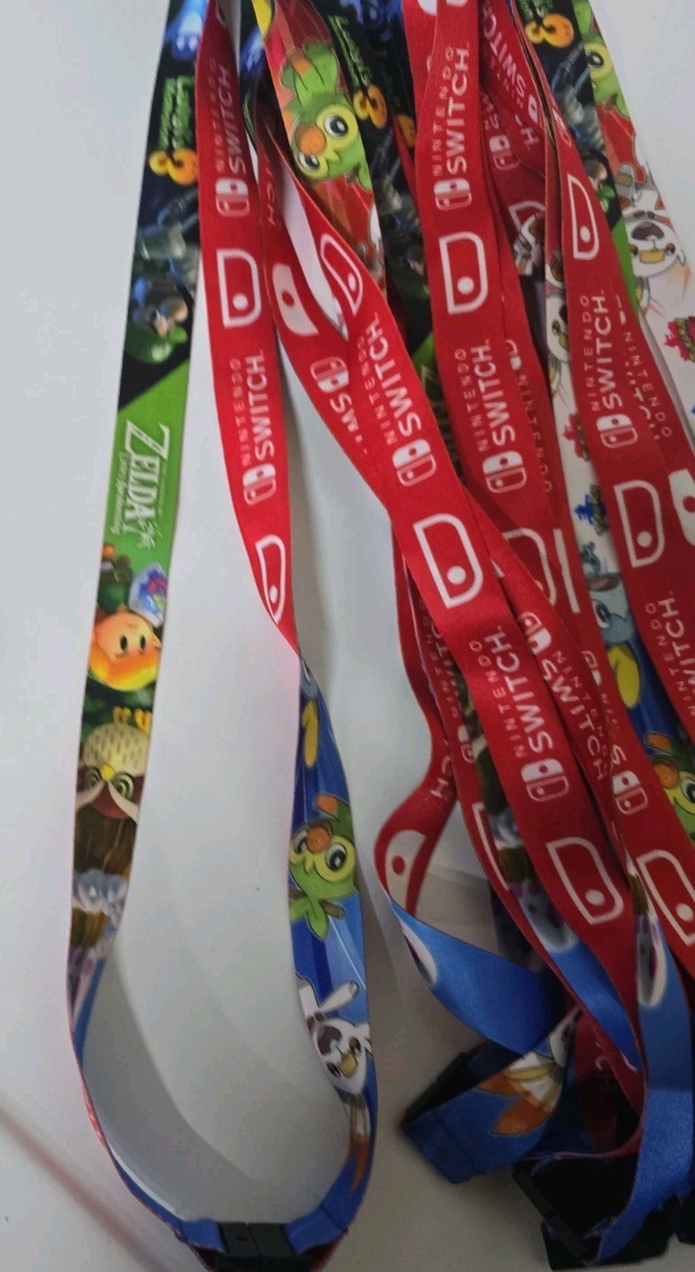 Set Of 10 Luigi,Zelda ,Pokemon Nintendo Switch 2019 E3 Expo Lanyard