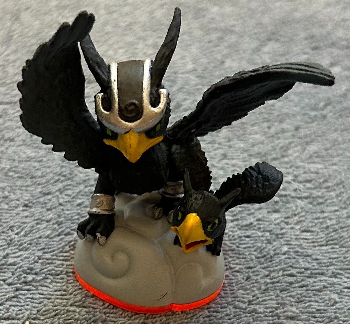 14 Skylanders figures (12 Giants, 2 Spyros) – Crusher, Swarm, Flashwing – tested