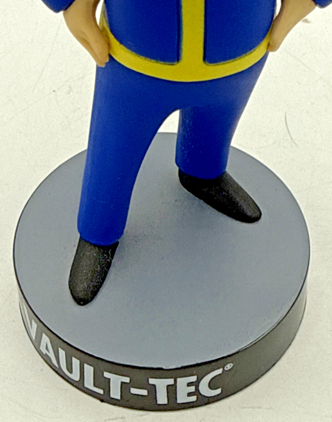 Vintage Bethesda Fallout 4 Vault-Tec Vault Boy 111 Bobblehead Figure 2015 5”