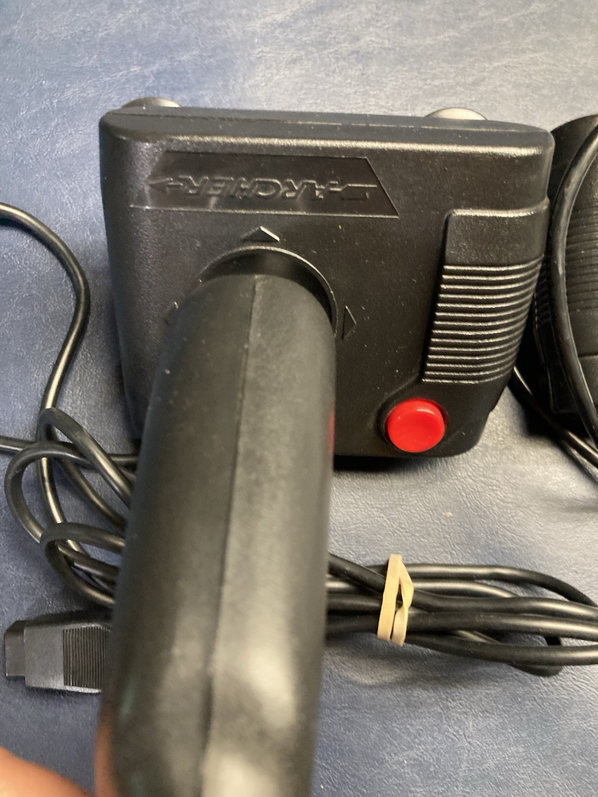 Atari 2600 Joystick Archer Radio Shack + 1 For Parts