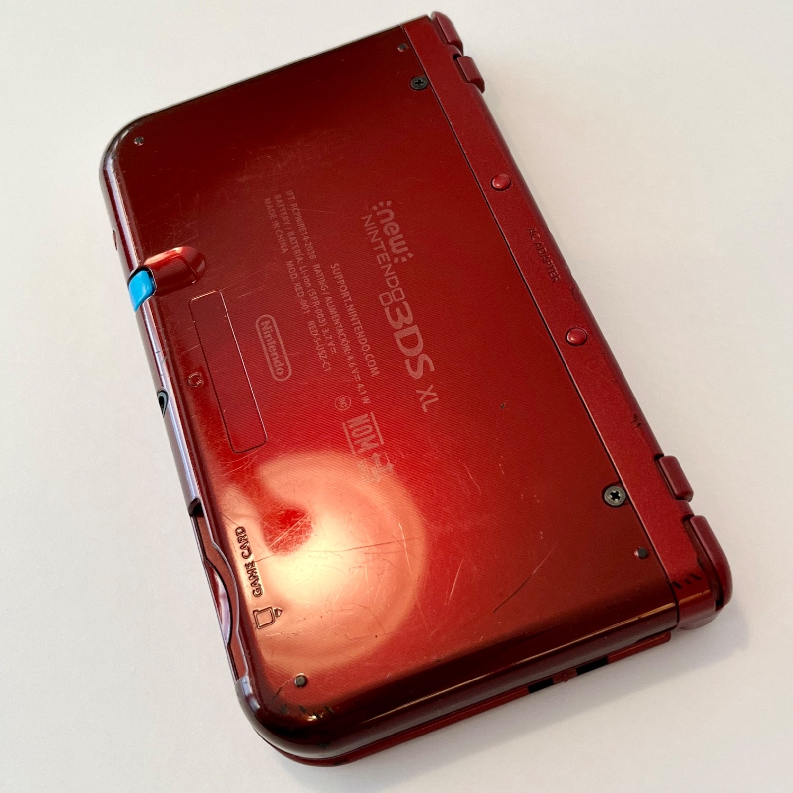 “New” Nintendo 3DS XL RED-001 Metallic Red Handheld Console + Charger & Stylus
