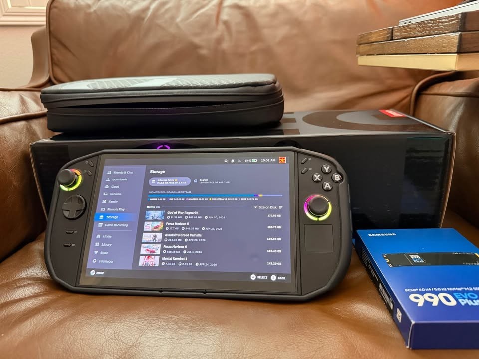 Lenovo Legion Go 2, 32GB, 4TB SSD, Z2 EXTREME, 144hz VRR OLED Steam OS + EXTRAS!
