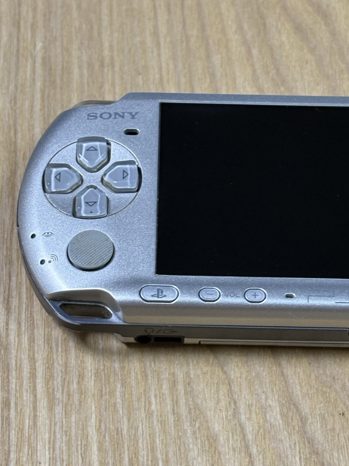 Sony PSP-3000 Mystic Silver Handheld Console PSP-3000MS Japanese