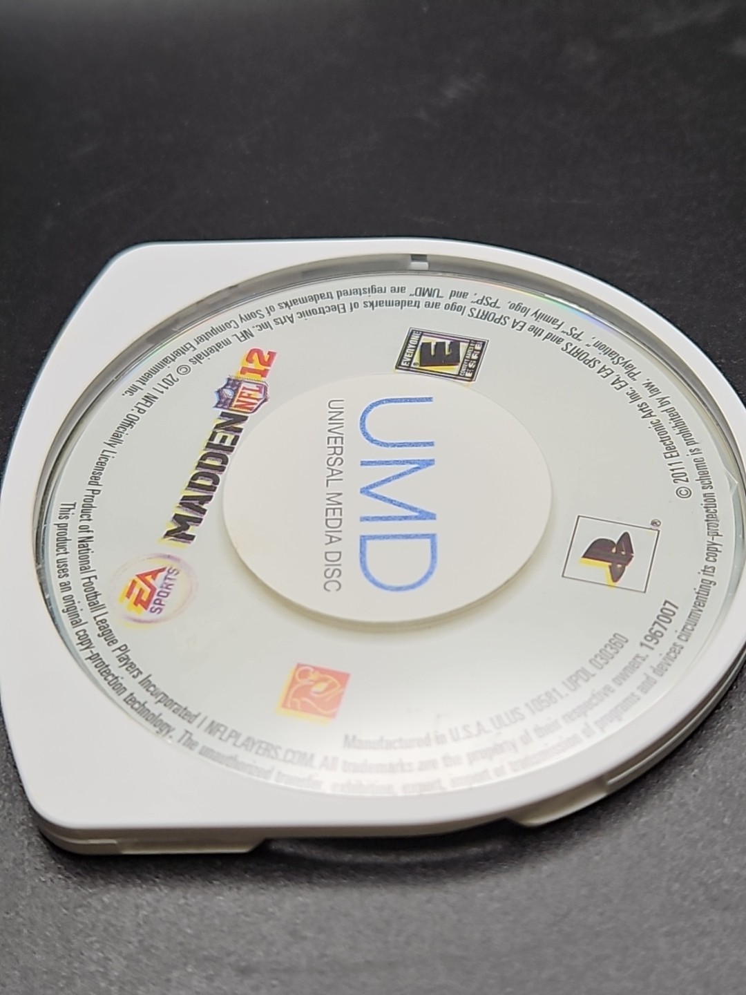 Madden NFL 12 PlayStation Portable PSP 2011 Game CIB w/ Case Manual Football