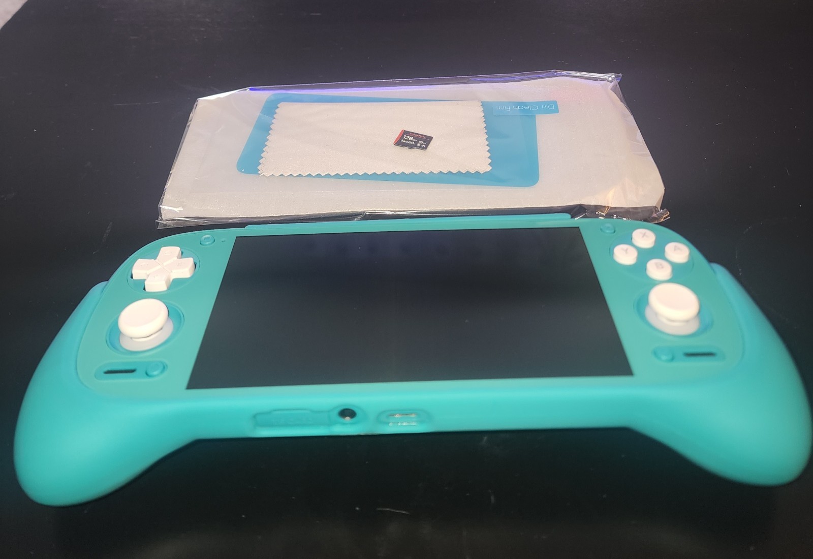 Retroid Pocket 5 Android Handheld Teal w/ Grip, 128GB microSD, Scene Protector.