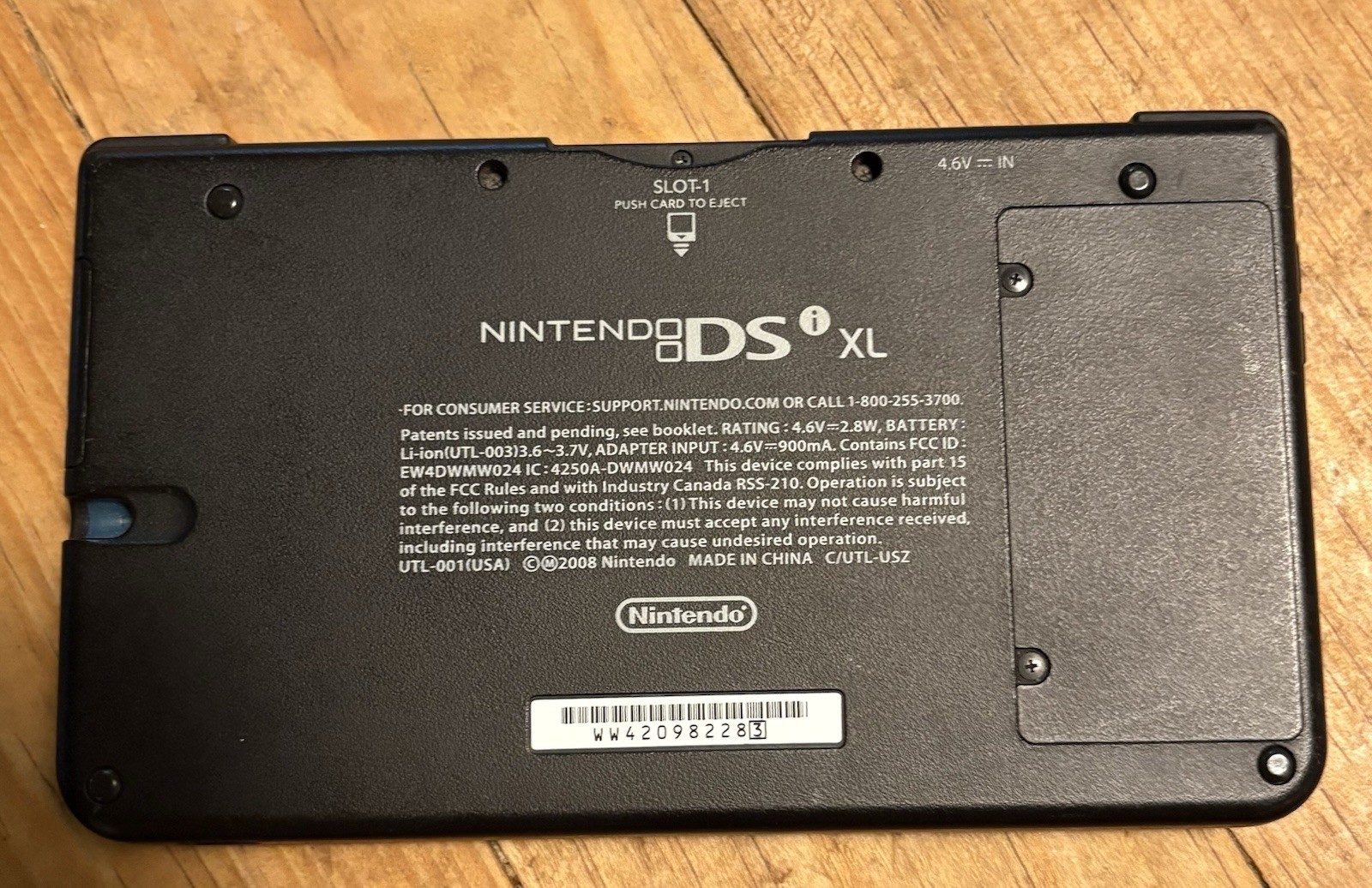 Nintendo DSi XL Handheld System – Midnight Blue