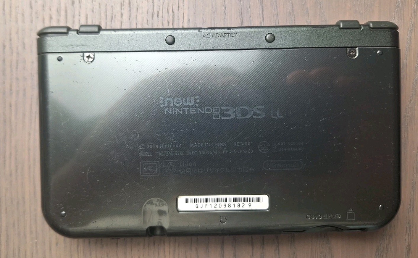 New Nintendo 3DS XL Metallic Black Charger 32GB SD Card REGION FREE BOTTOM IPS