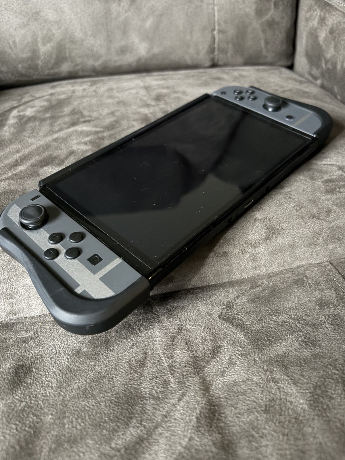 Nintendo Switch (OLED Model) Super Smash Bros. Bundle 64GB Console – Gray