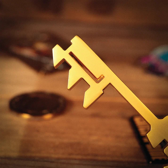 Borderlands Gold‑Coloured Key Replica – Limited Edition Numbered Collectible