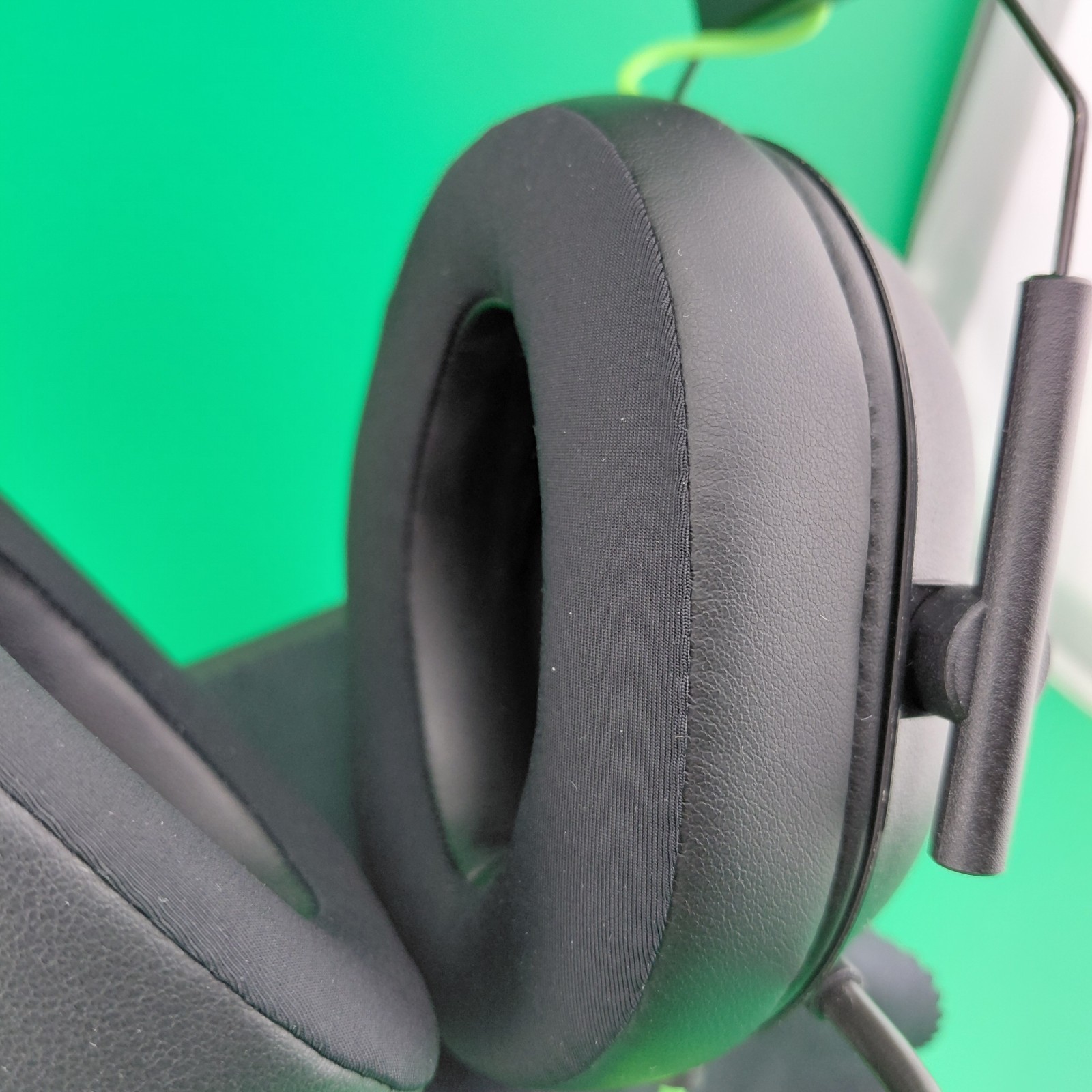 Razer BlackShark V2 X Wired Gaming Headset Black 3.5mm PC PS5 Xbox Switch Tested