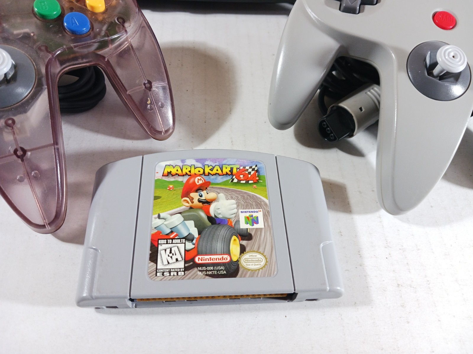 Nintendo 64 N64 Console Bundle Mario Kart 64 Authentic Two Controllers Lot Set