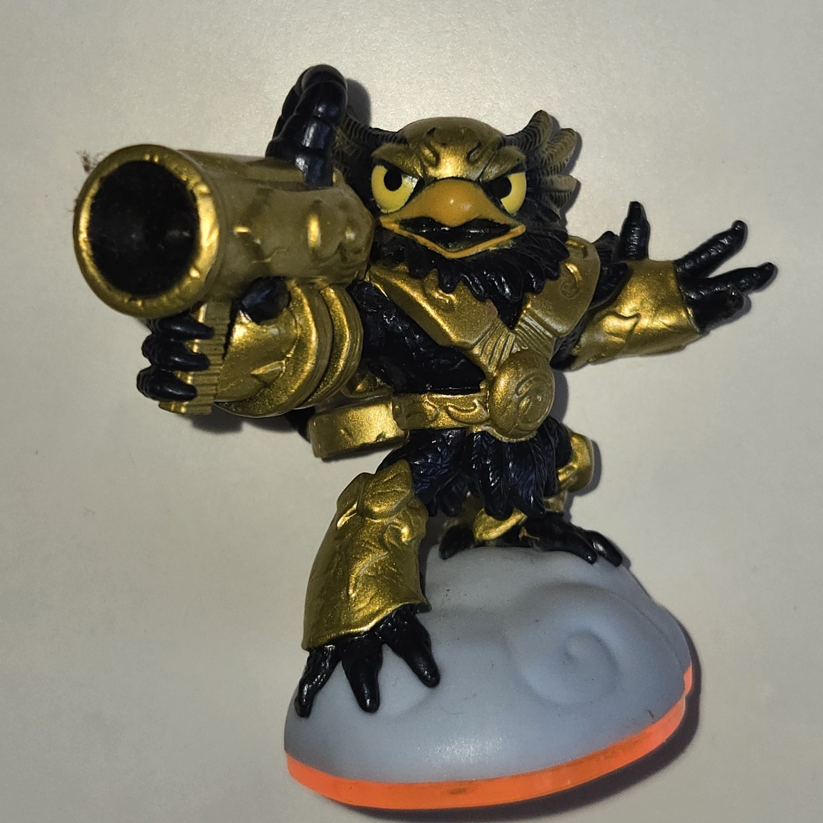 Skylanders & Disney Infinity Lot 12 Figures + 2 Xbox 360 Portals Untested