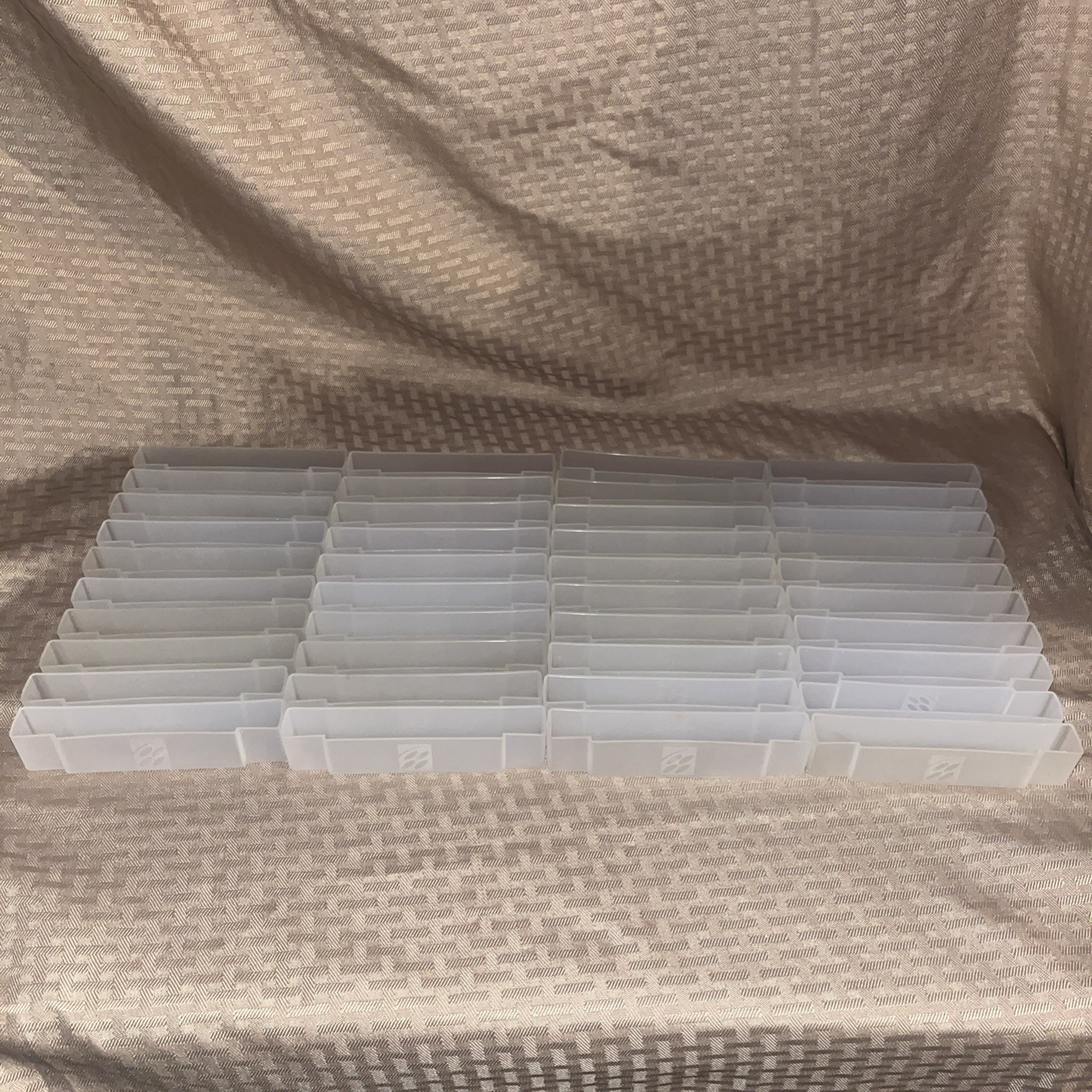 VGC Large Bulk Lot of 40 Vintage OEM Super Nintendo SNES Plastic Dust Covers!
