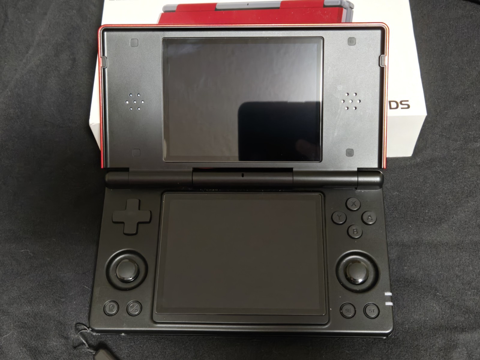 Anbernic RG DS – Red (Glossy Variant)