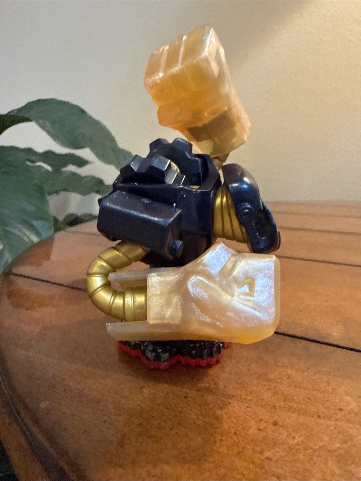Skylanders Trap Team Legendary Jawbreaker Character Figure #87001888