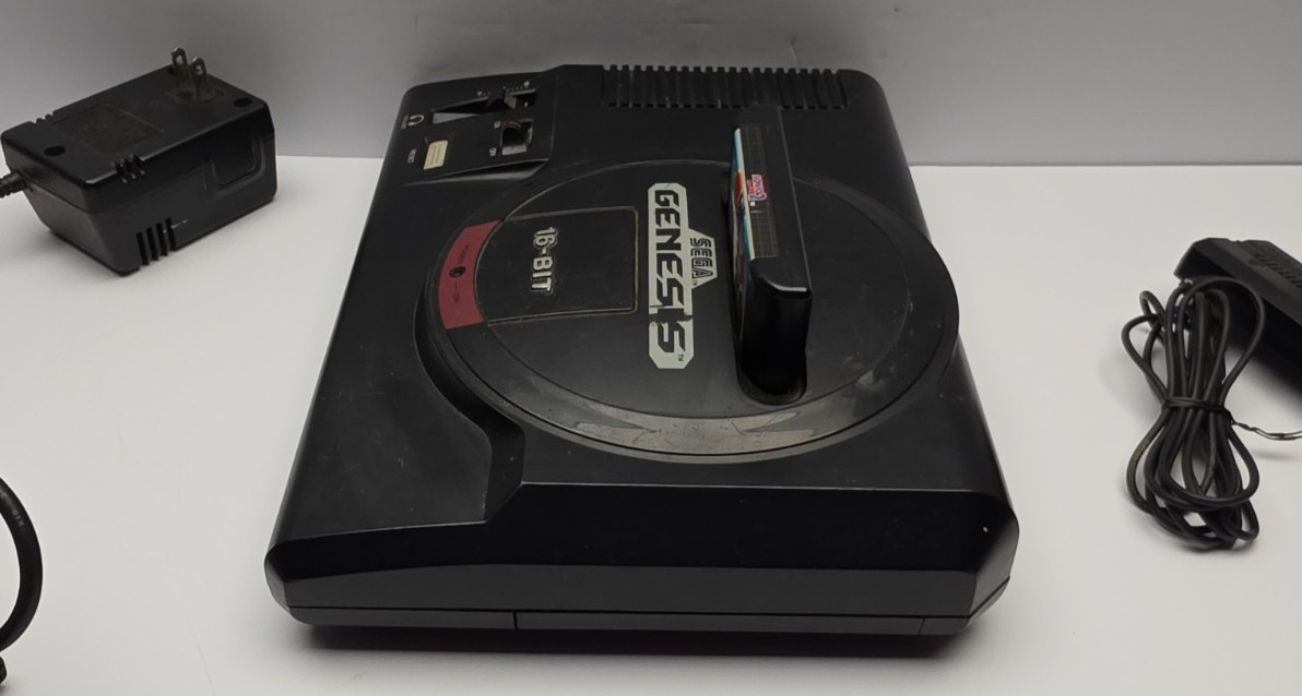 Sega Genesis Model 1 16 Bit 1601 Console Controller Power AV Sonic 2 Bundle