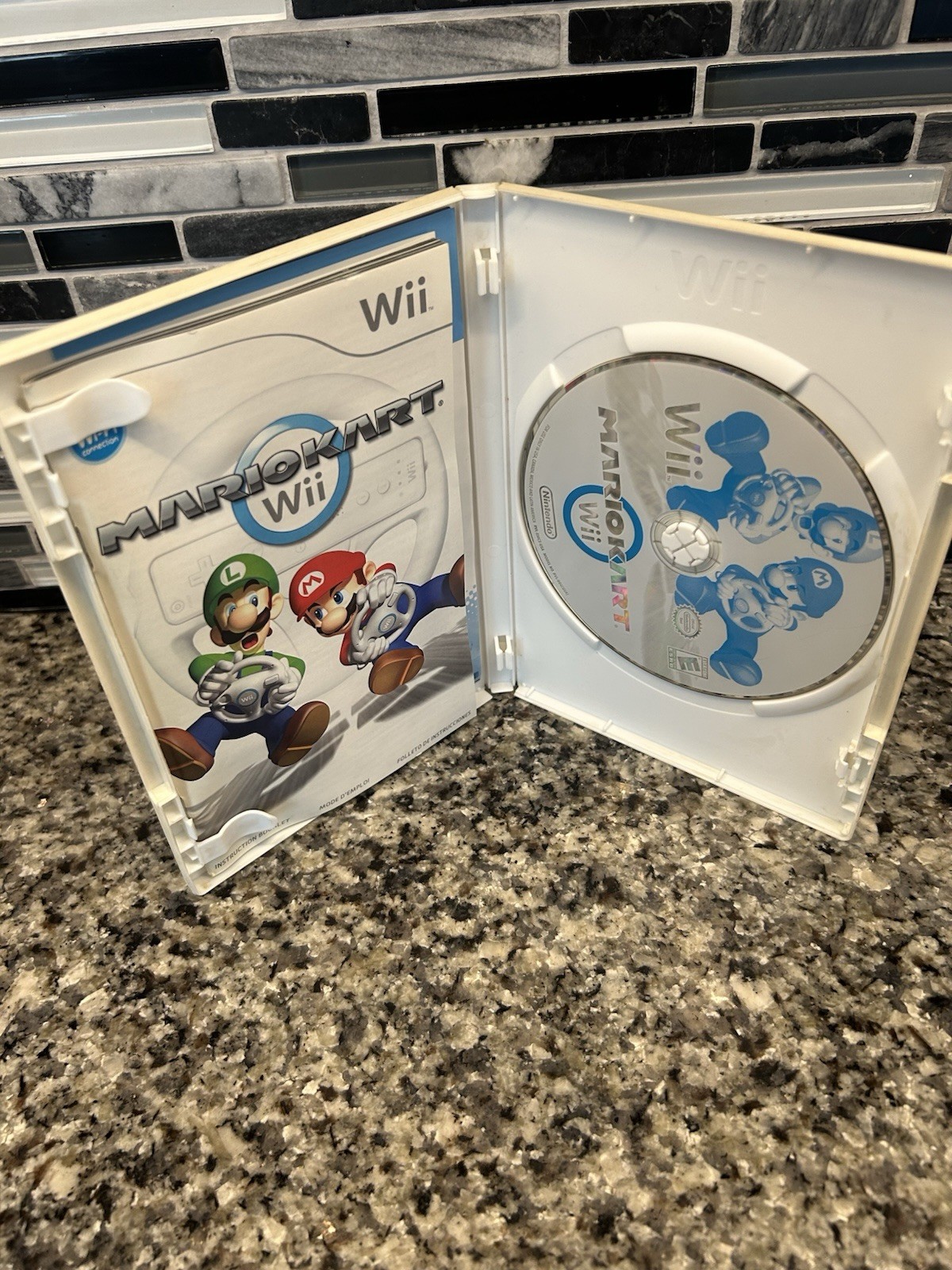 Mario Kart Wii (Nintendo Wii, 2008) Game Complete w/ Manual – CIB