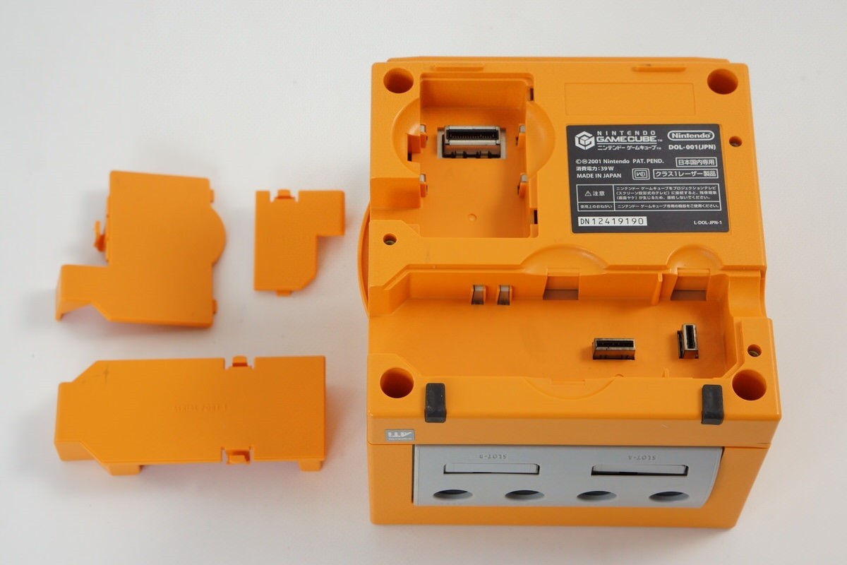 Gamecube Orange Console Boxed DOL-001JP For Japan Game Tested System DN11110503