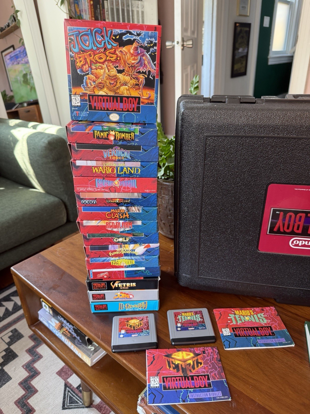 Nintendo Virtual Boy With Complete System, Rental Case & 17 Games