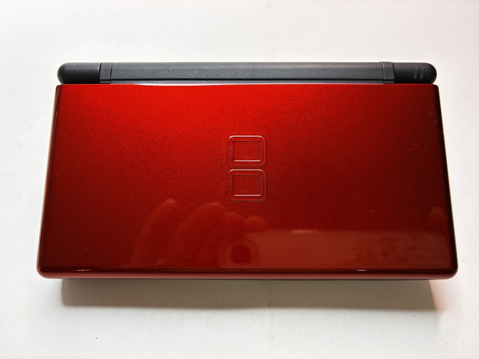 Nintendo DS Lite Crimson Red & Black Handheld Console USG-001