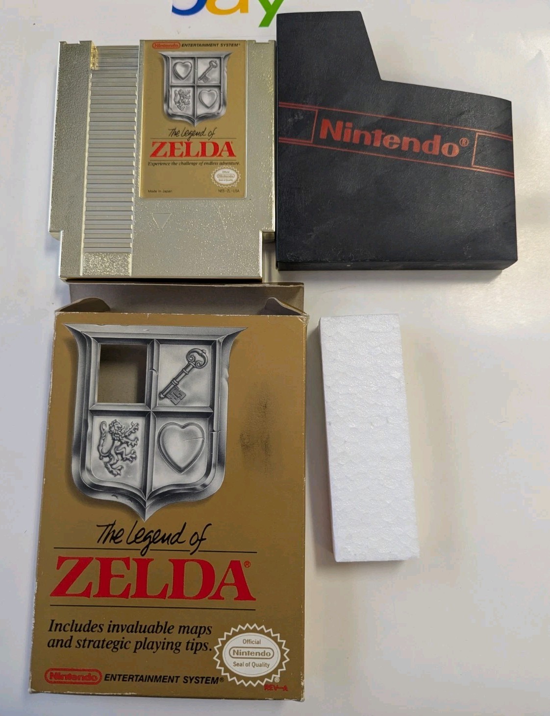 NINTENDO THE LEGEND OF ZELDA IN BOX GOOD NO BOOKLET TESTED.