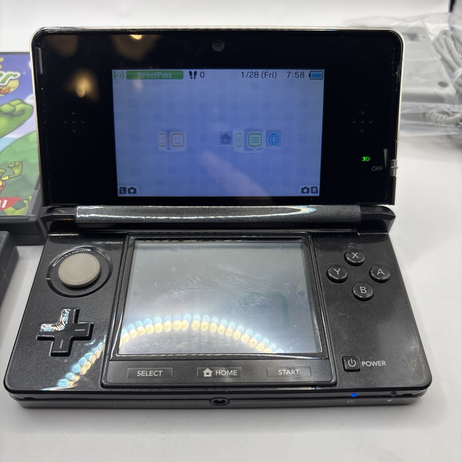 Nintendo 3DS Cosmo Black CTR-001 (USA) Console Only Tested & Working! bundle