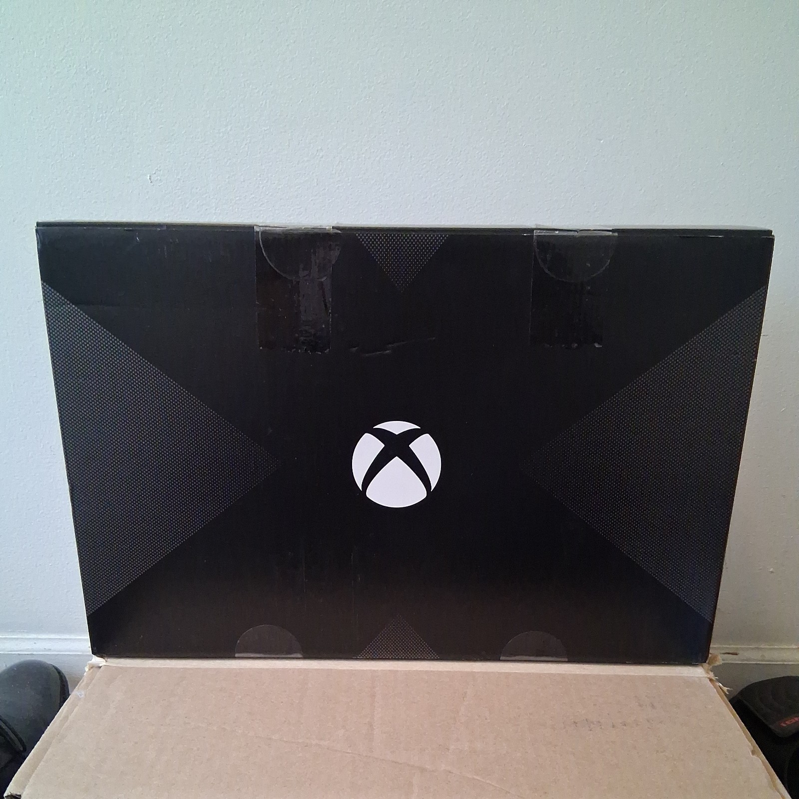 Microsoft Xbox One X Project Scorpio 1TB Console Limited Edition -Complete-