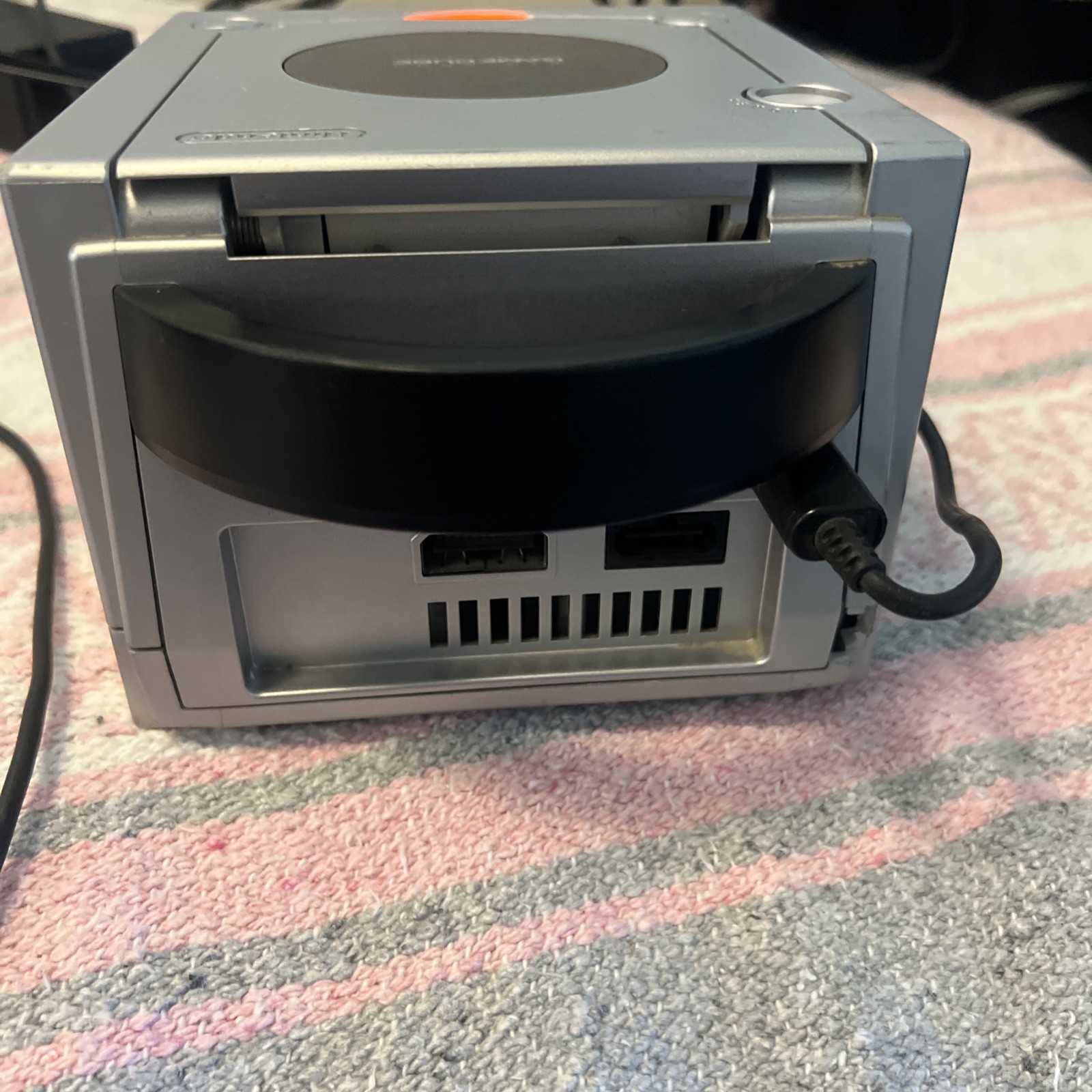 Gamecube Silver Console w/ 2 Controllers, Memory Card & Gameboy Advance Adapter