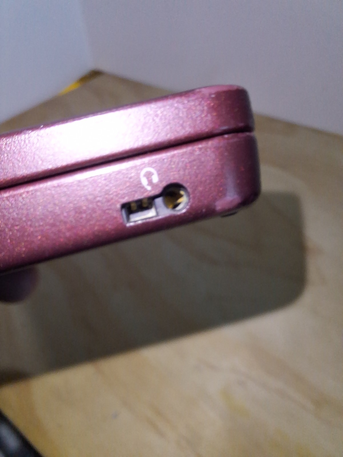 Nintendo DSi XL Console Burgundy Maroon Red USA MODEL Tested/Working!