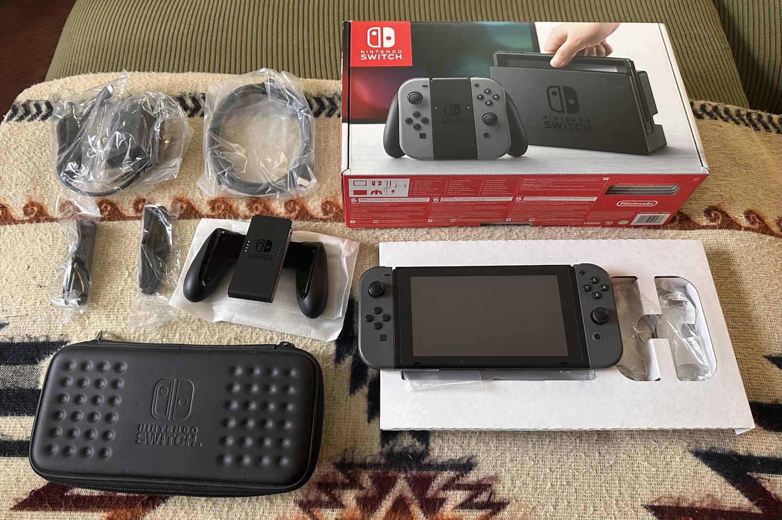 Nintendo Switch Gray HAC-001 CIB Complete Box + Hori Case MINT Screen New Cables
