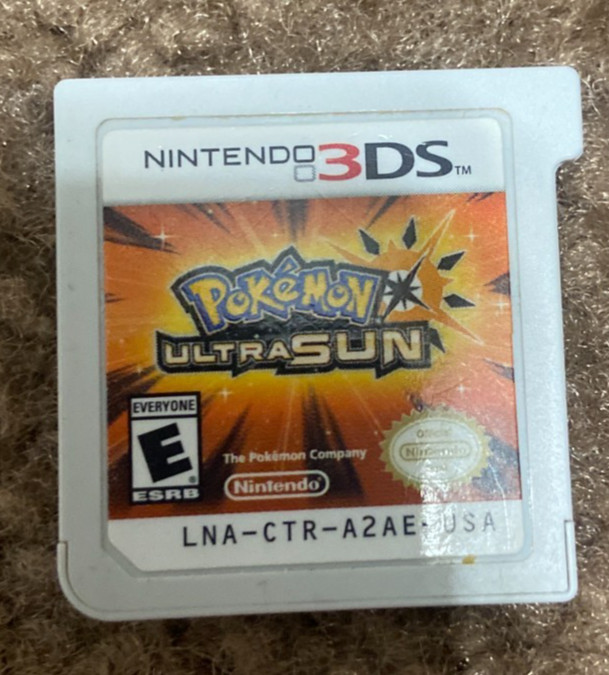 Pokemon Ultra Sun – Nintendo 3DS – US Seller