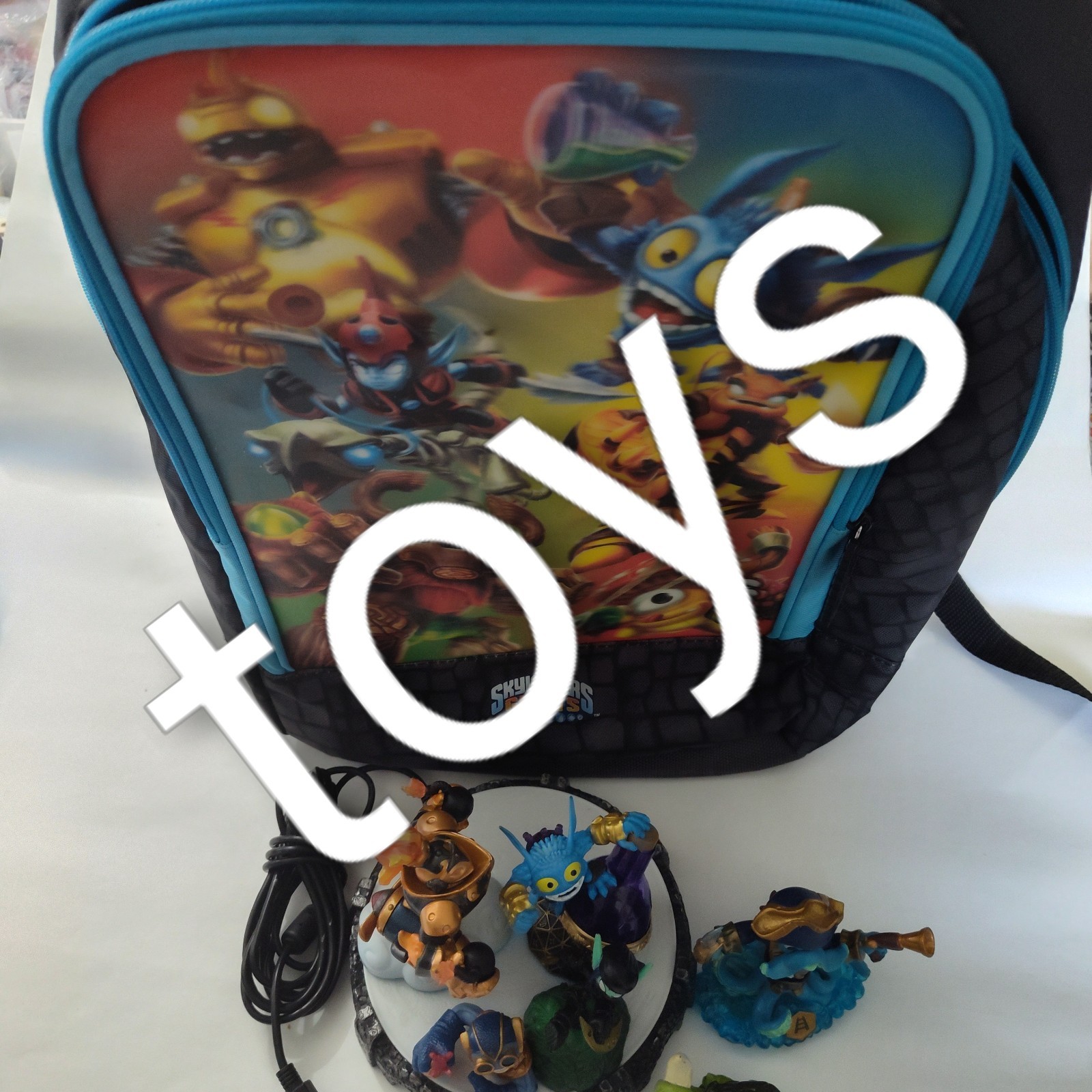 Skylanders Giants Carry CaseBack Pack Bag Figures Ignitor Pop Fizz Lot Of 6