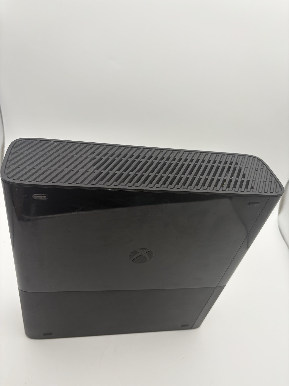 Microsoft Xbox 360 e Model 1538 Black No HDD Video Game Console *Console Only*
