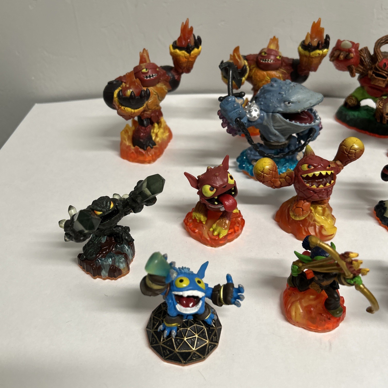 Skylanders Giants Mixed Lot of 21 Figures Activision Skylanders Figures READ