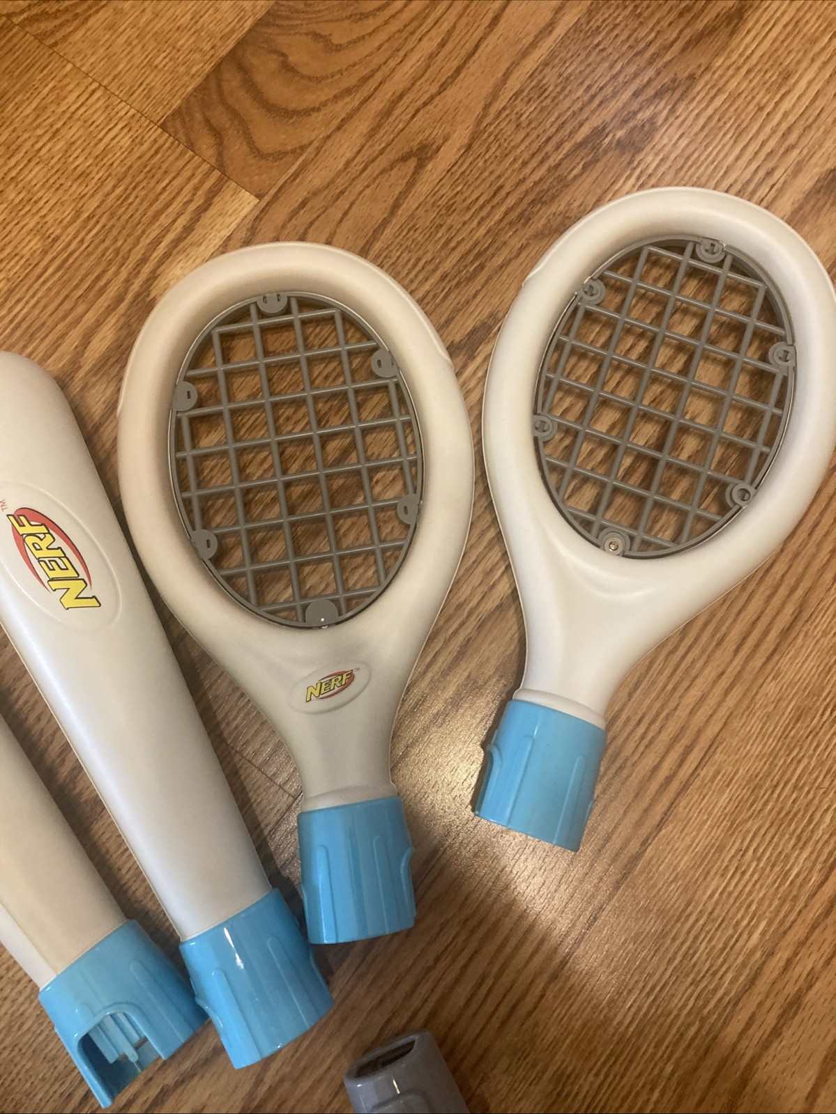 2 Sets Of Nerf Wii Sports Equipment, Golf, Tennis, Baseball