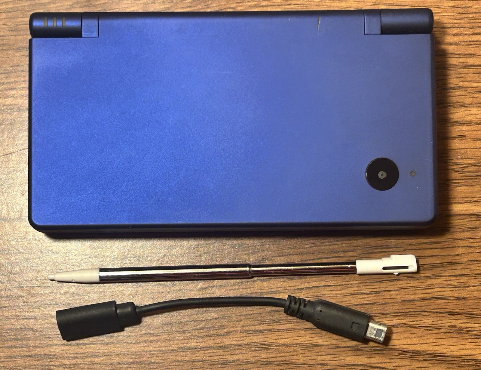 Nintendo DSI Metallic Blue Handheld System Bundle