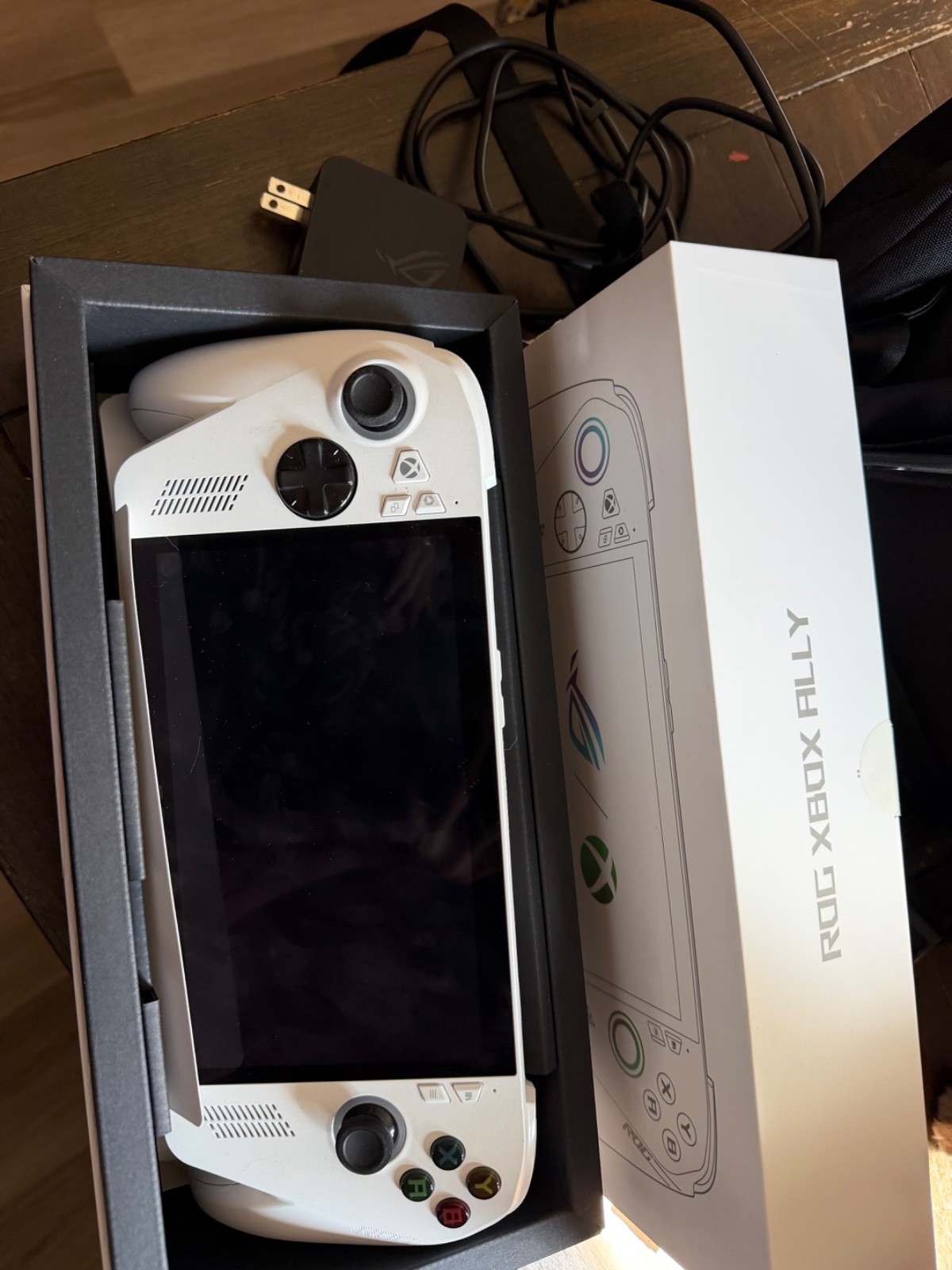 Asus ROG Xbox Ally 7″ FHD 120Hz Gaming Handheld AMD Ryzen Z2 A 16GB 512GB SSD