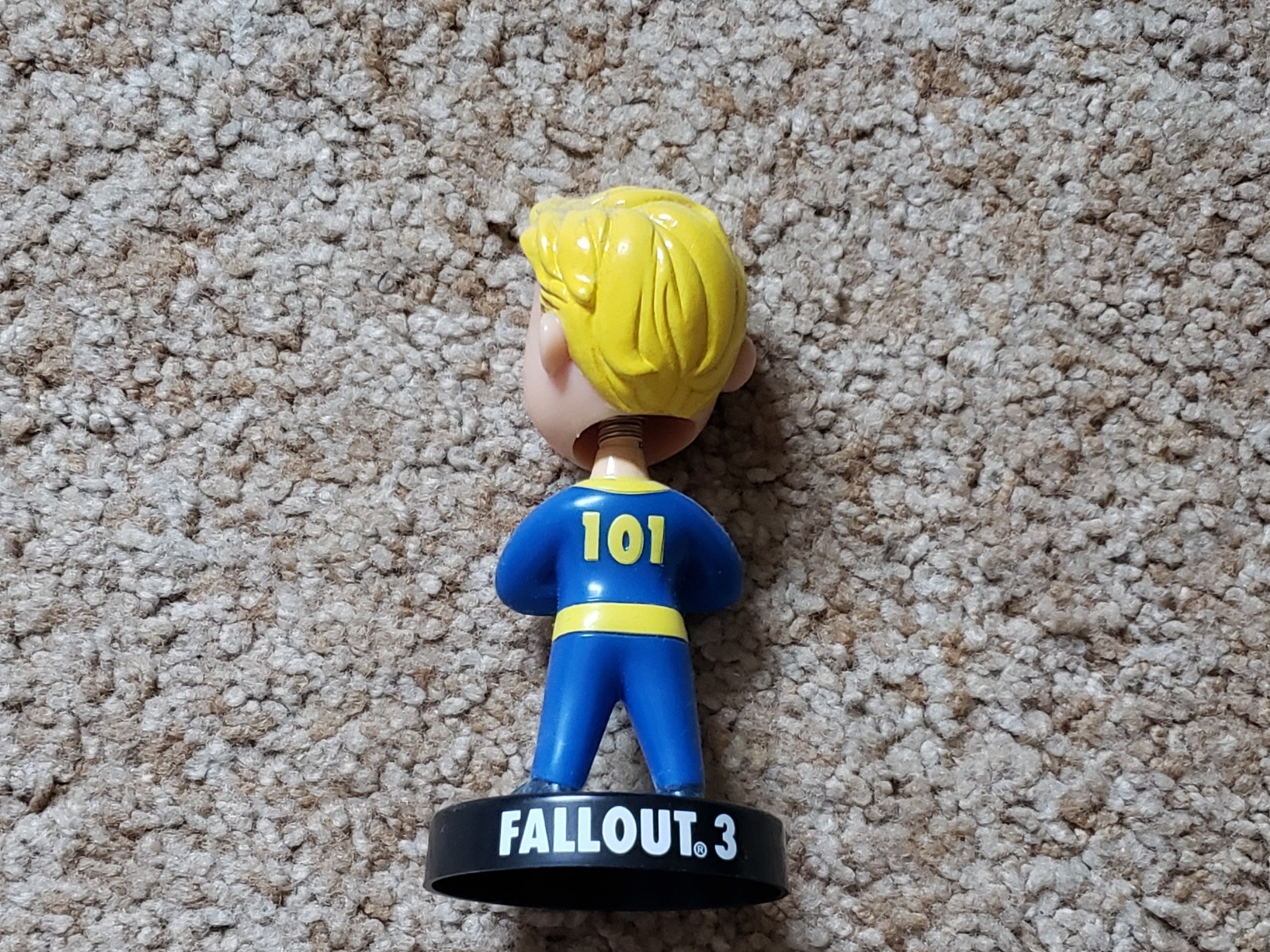 Fallout 3 Collector’s Edition Lunchbox & New Vegas Platinum Chip NO GAMES XBOX