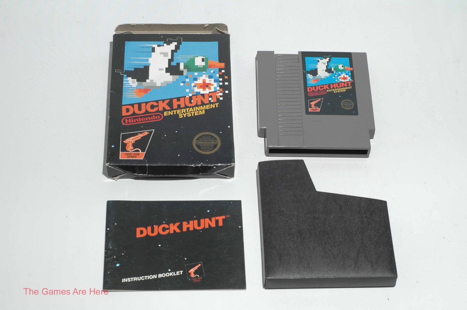 Duck Hunt 5 Screw – Nintendo Entertainment System, 1985