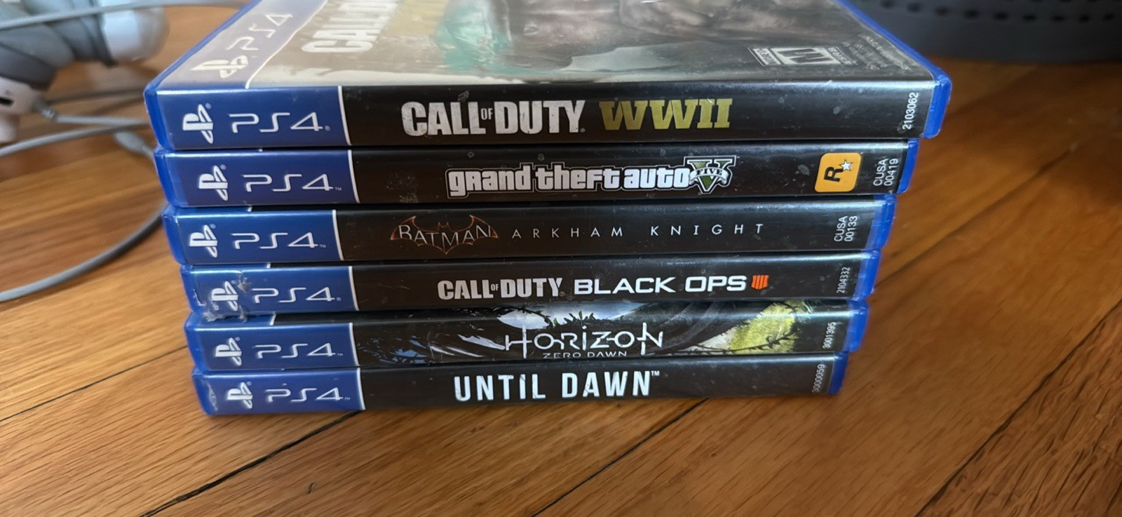 PS4 With Two Controllers And Tons Of Games